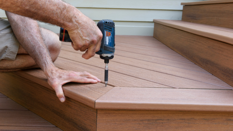 5 Tips for Deck Contractors to Attract Local Clients